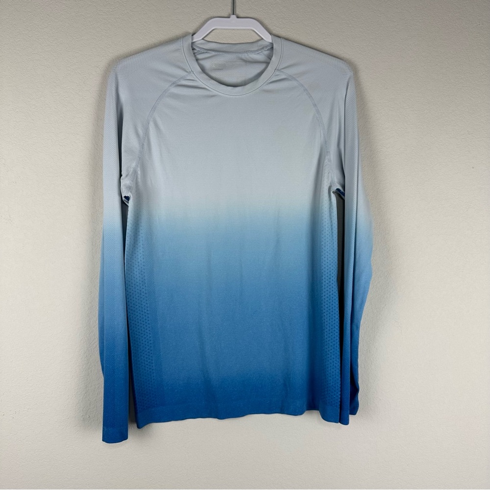 Figs Blue Ombre Long Sleeve Medical Nursing Underscrub Seamless Top Size Medium